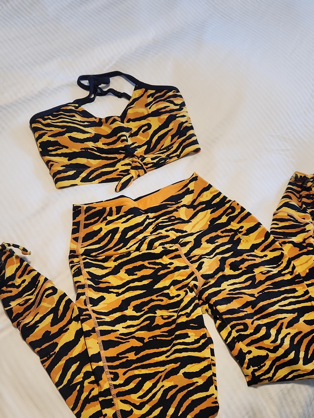Ryderwear Tiger-Print Sports Bra & Leggings Set - Yellow/Black